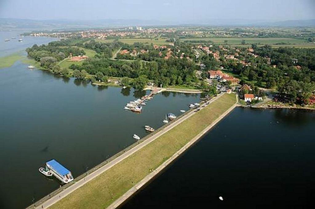 Apartmani Novak - Srebrno Jezero Veliko Gradište Kültér fotó