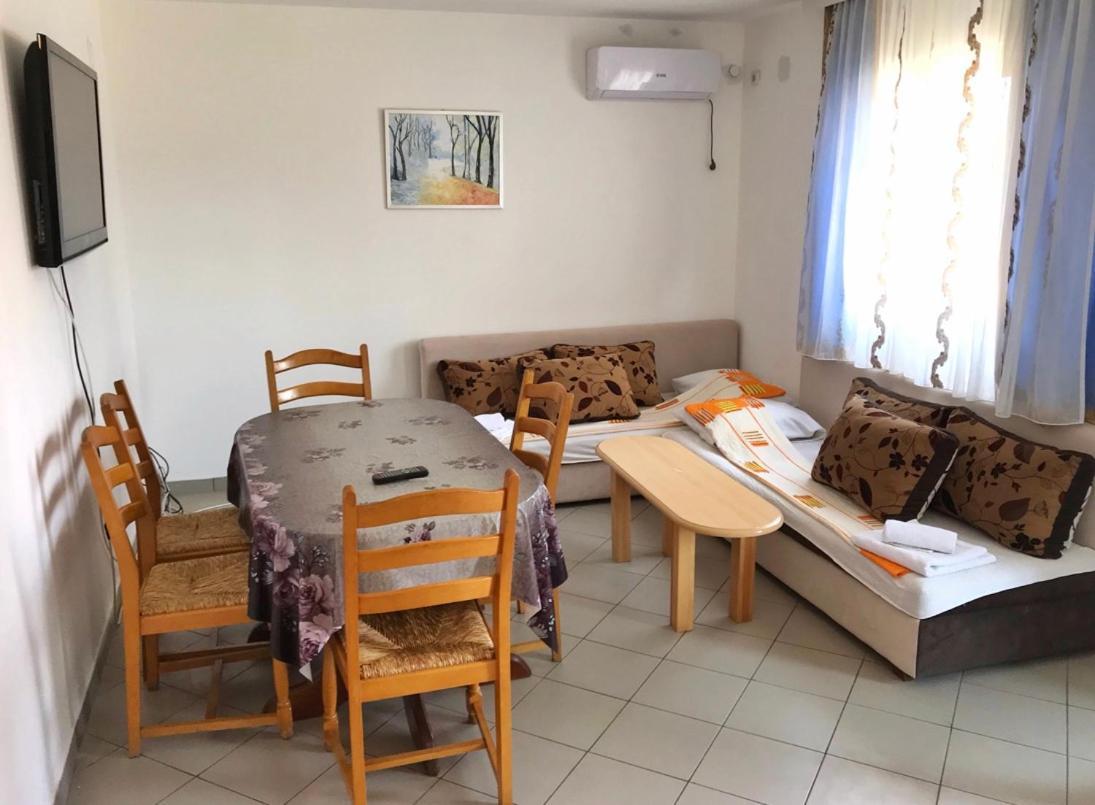 Apartmani Novak - Srebrno Jezero Veliko Gradište Kültér fotó